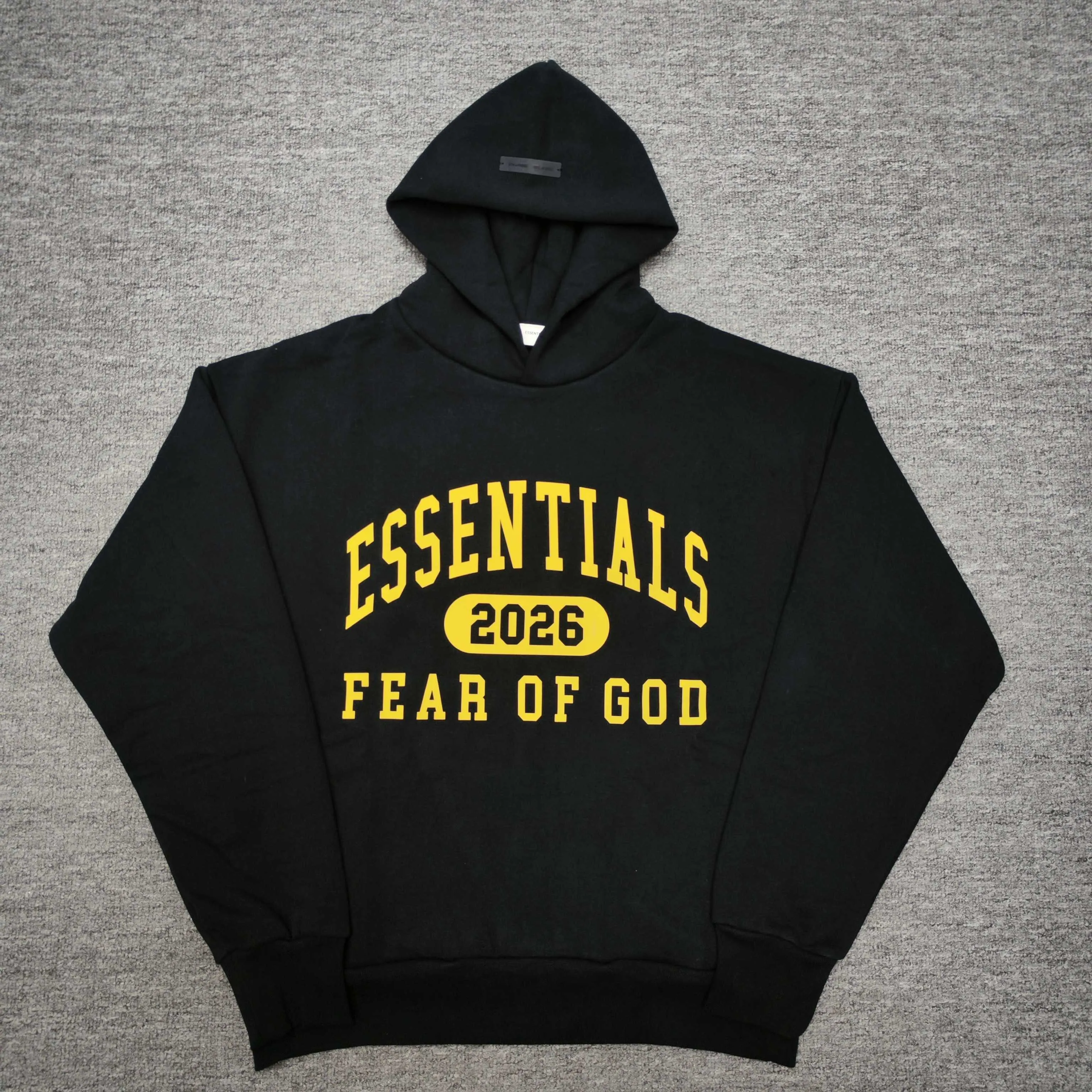 🦋 、Hot Sale🦋 128 Essentials FW 26Holiday 2026 CLASSIC HOODIE Fear of God Essentials FALL 26 HOLIDAYSeries Fleece Hoodie Same Style Premium ！ ！ ， ！ ， Breathable 。 3D 。 ， ， ， ， 。 ， ～Versatile ， ！ ：Retro Size:XS-XL